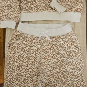 Janie and Jack Leopard Jacquard jogger set.